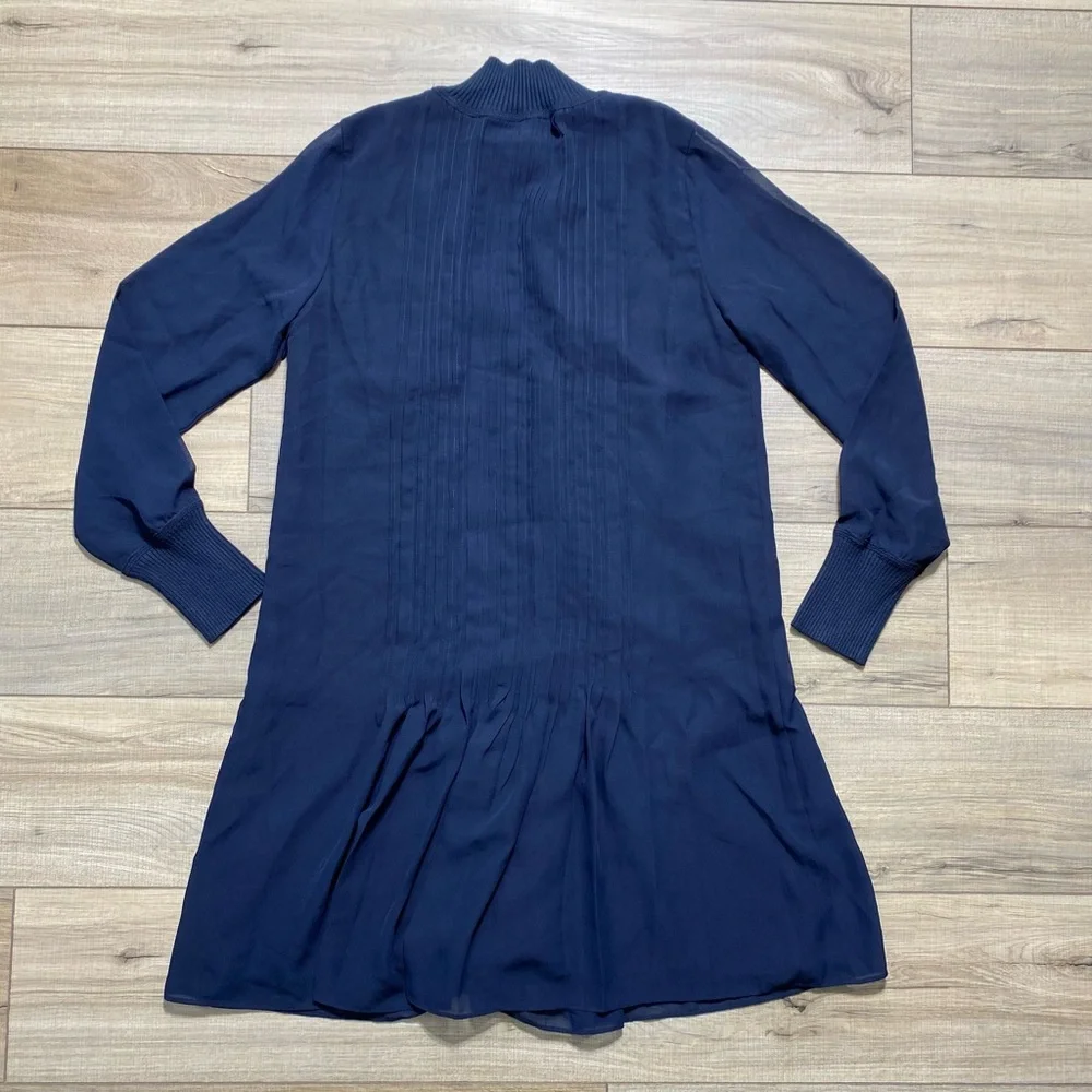 Club Monaco bnwt club